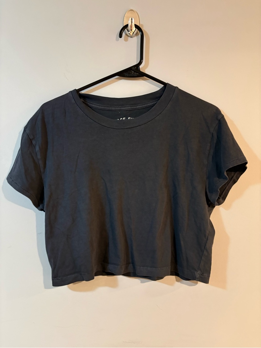 Aeropostale Vintage Fit Tee Women’s L Black Charcoal Cropped Boxy T-Shirt